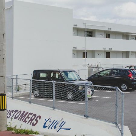 Hideout Okinawa Uruma Bagian luar foto