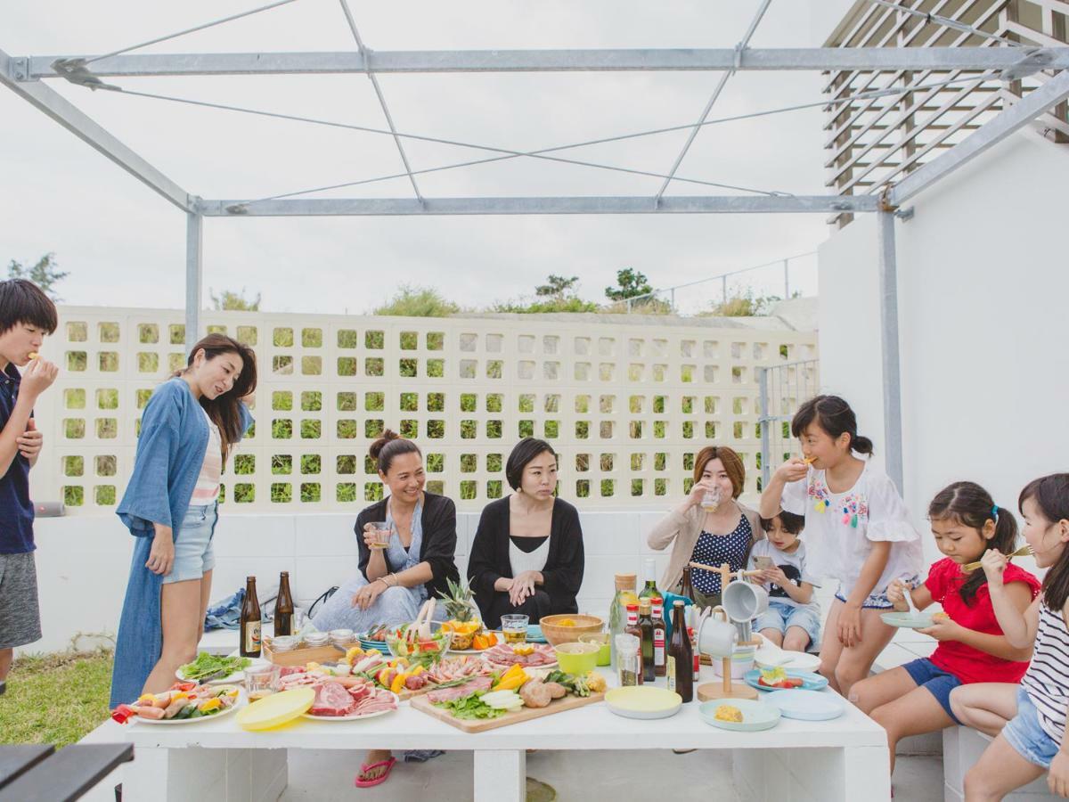 Hideout Okinawa Uruma Bagian luar foto