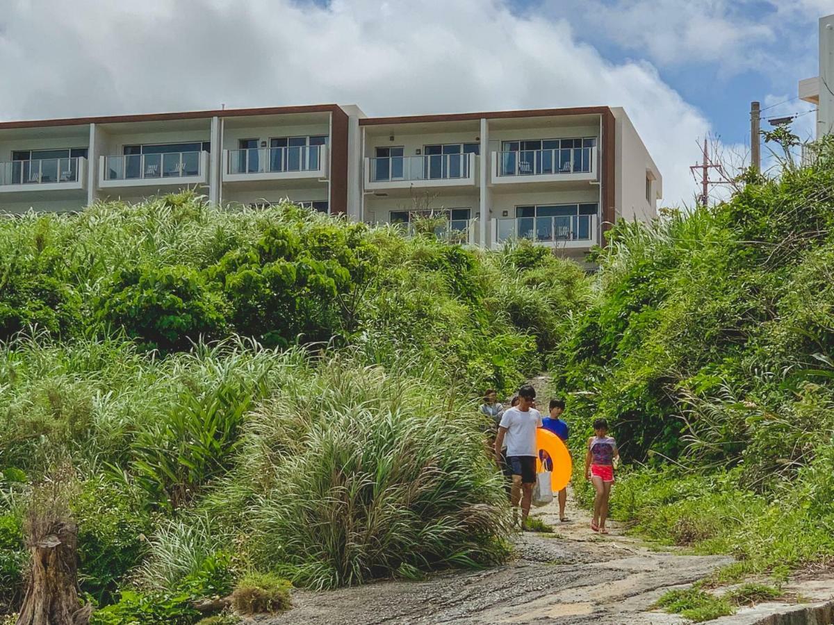 Hideout Okinawa Uruma Bagian luar foto